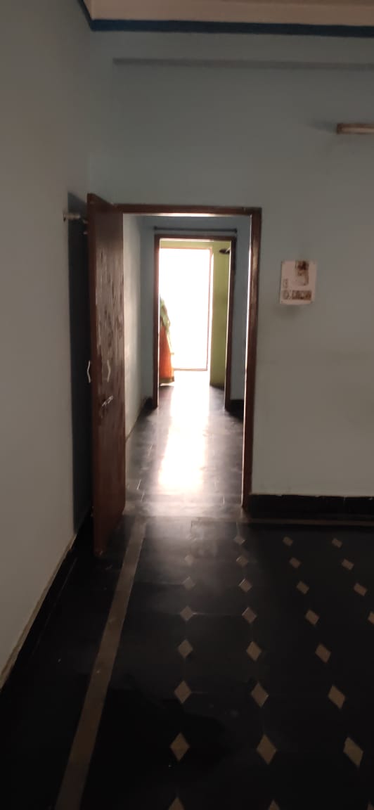 1 BHK with  POOJA ROOM  PORTION IS AVAILABLE FOR RENT IN MOTINAGAR FOR SMALL FAMILY OR WORKING BACHELORS